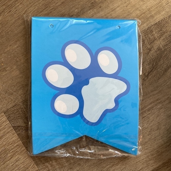 4 for $25 pet birthday decorations (flaw on hat) - Picture 5 of 9